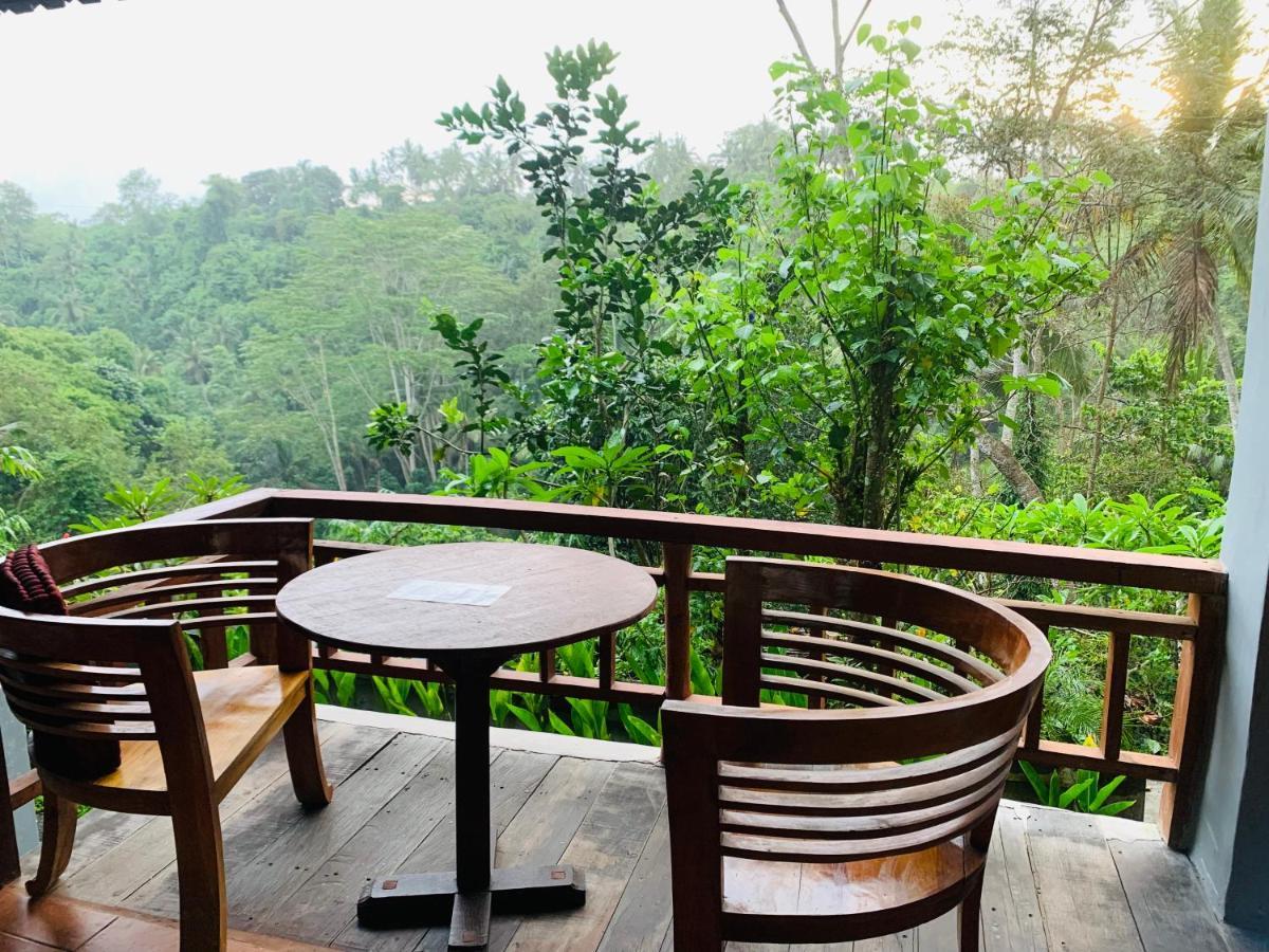 D'Tepi Ubud House Exterior foto